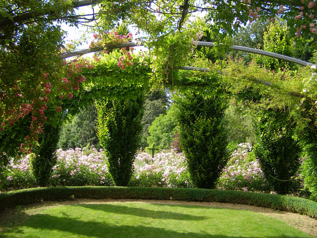 Jardins de Sericourt, June