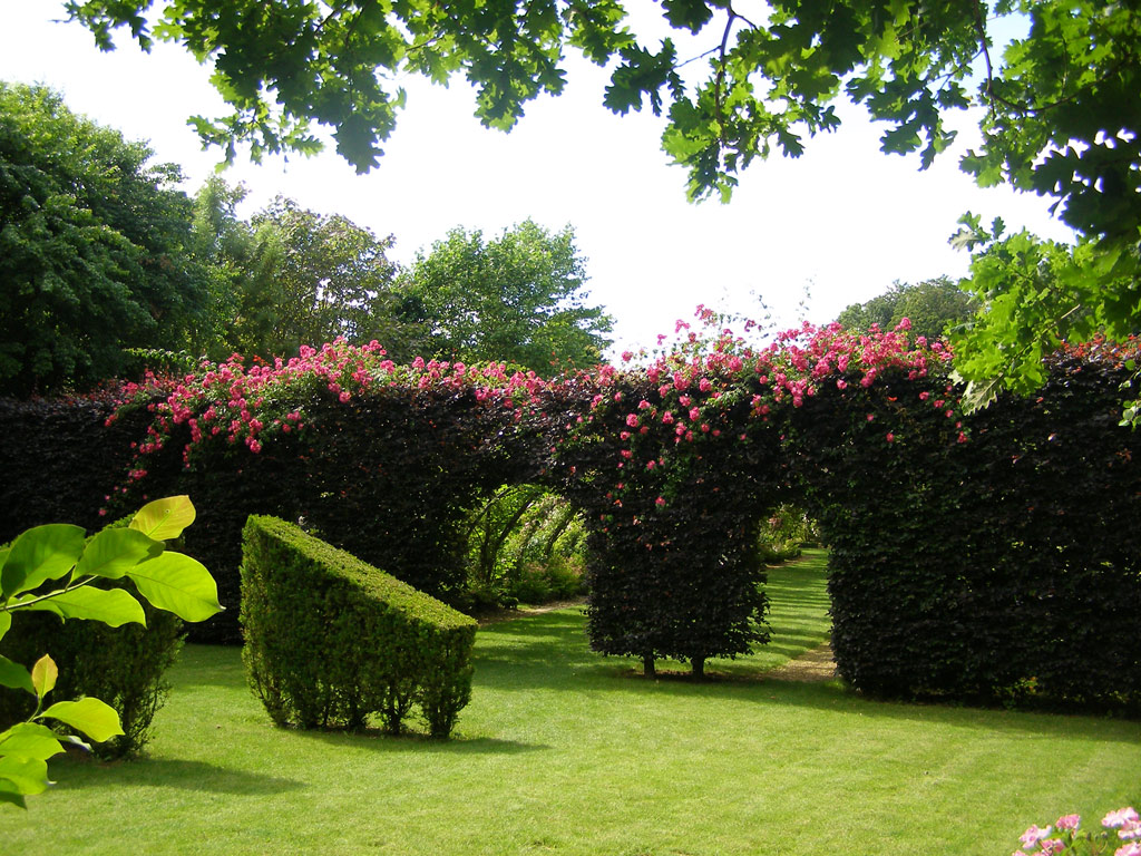 Jardins de Sericourt, Summer