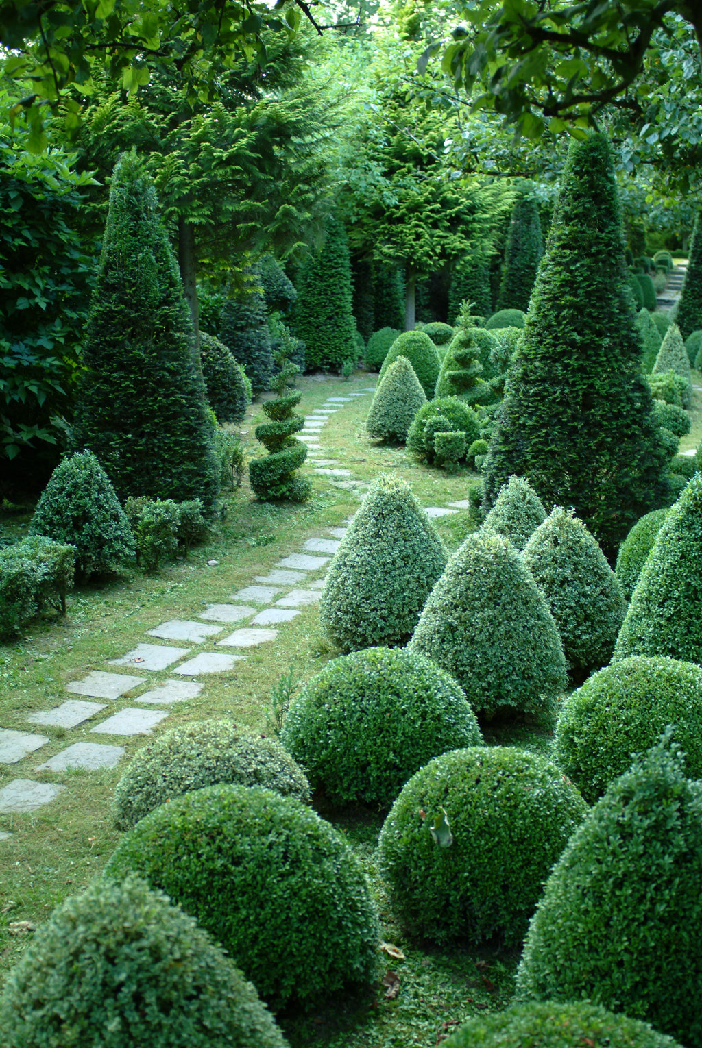 Topiary, Jardins de Sericourt