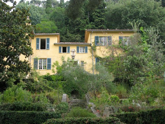 Serre de la Madone, Summer