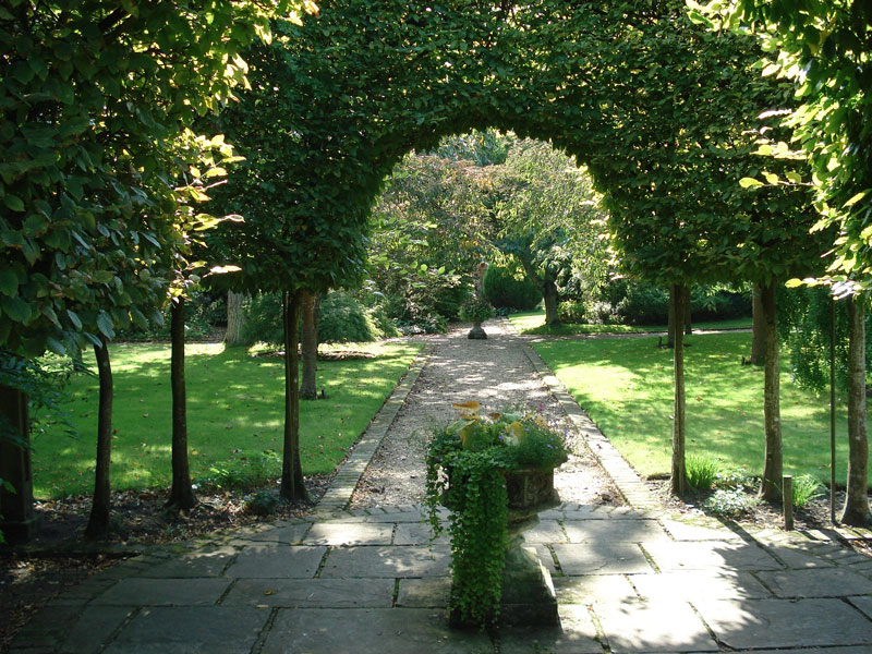 Stapehill Abbey Gardens, Dorset