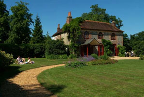 Stauntonparkovalgarden