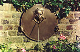 Joker sundial