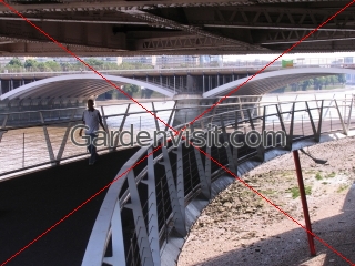 Thames Path Bridge