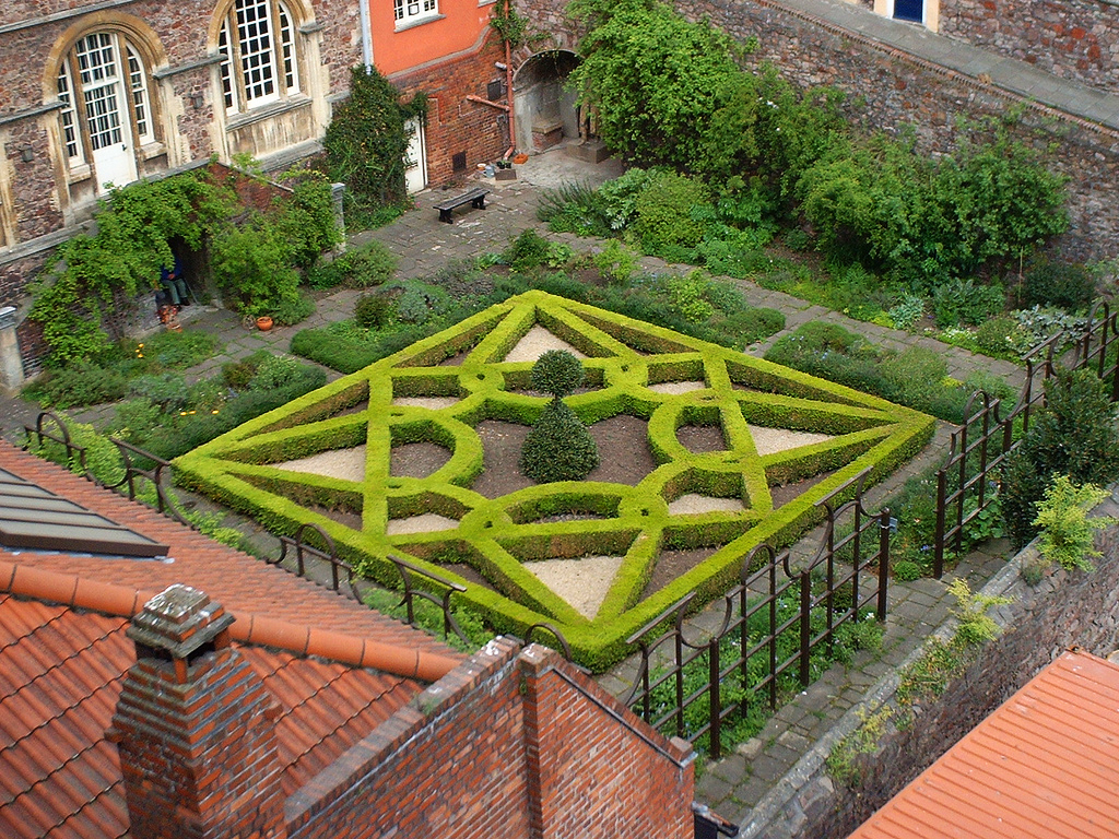 The Red Lodge Garden lluniau