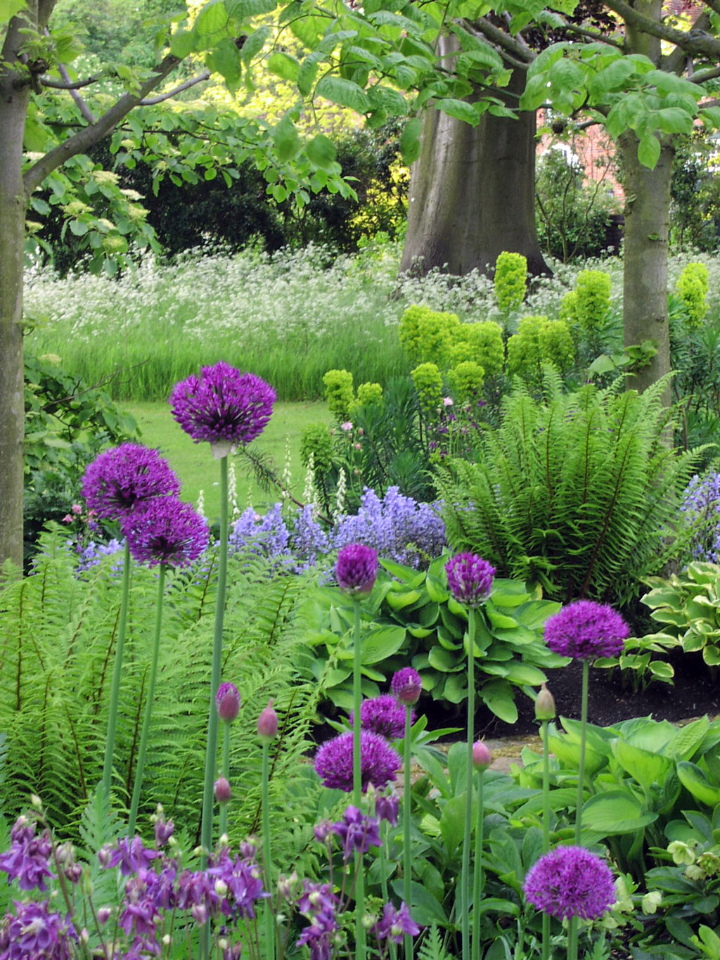 Toddington Manor Garden, Bedfordshire