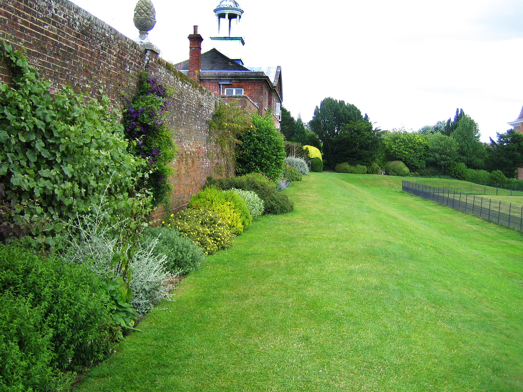 Uppark Garden Pigsaw