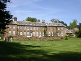Upton house garden