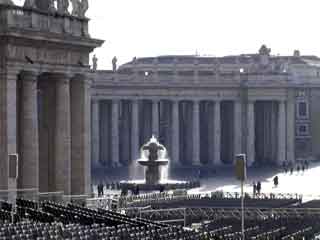 Vatican fountain2