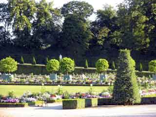 Versailles garden1