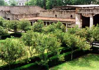 Villa oplontis garden