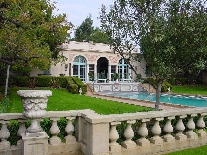 Virginia Robinson House, California