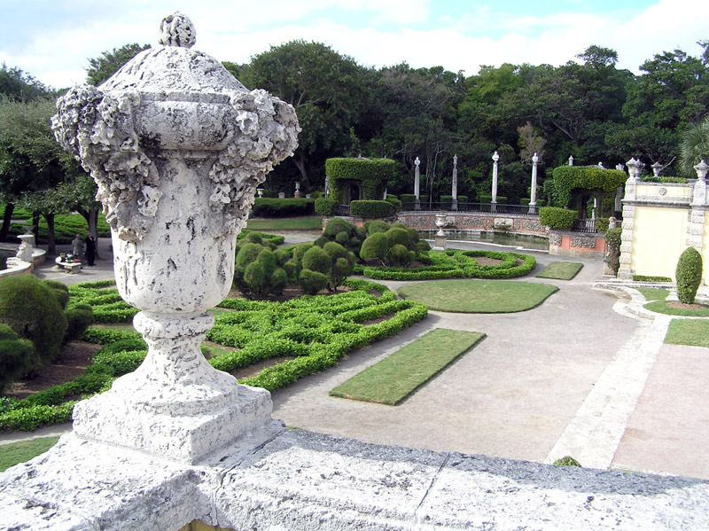 Vizcaya Gardens, Florida