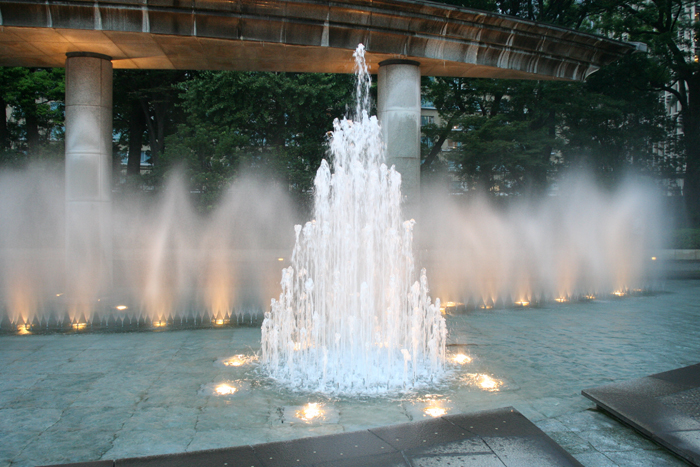 Wadakura Fountain Park