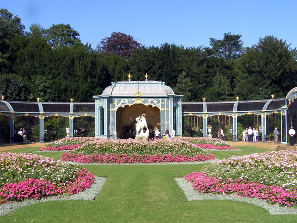 Aviary, Waddesdon Manor Garden