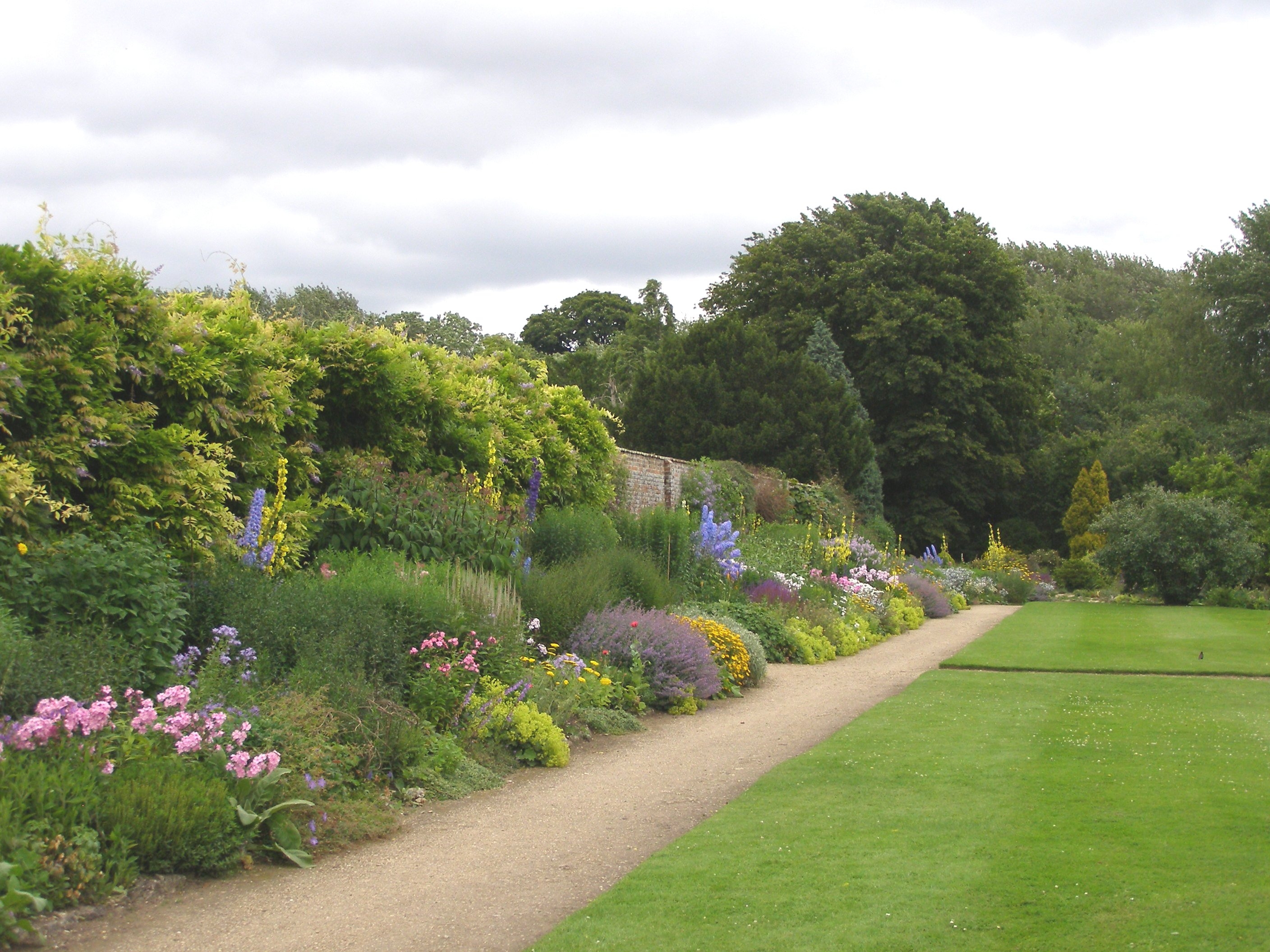 Herbaceous Border, Waterperry Gardens