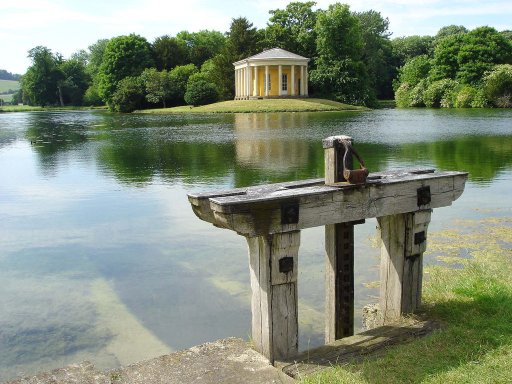 West Wycombe Park Skinnyde