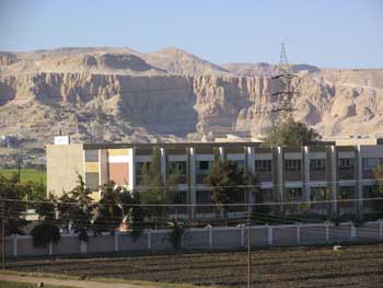 Visual intrusion in the landscape of Luxor