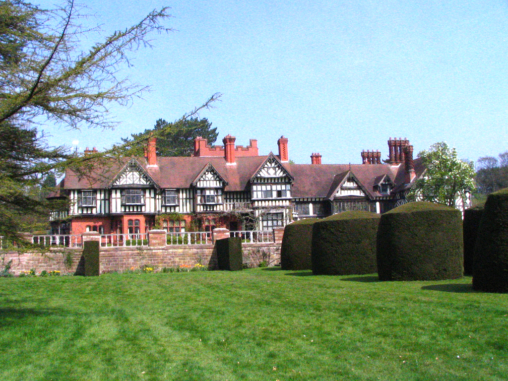Wightwick Manor Garden jo-h