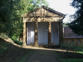 Wroxtonabbeygarden