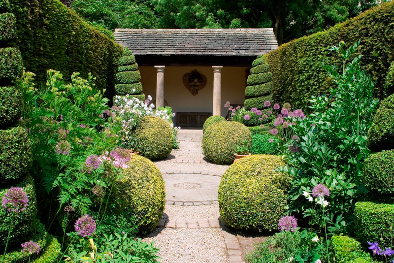 Herb Garden, York Gate Garden