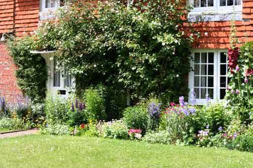 What is the difference between garden design and landscape ...