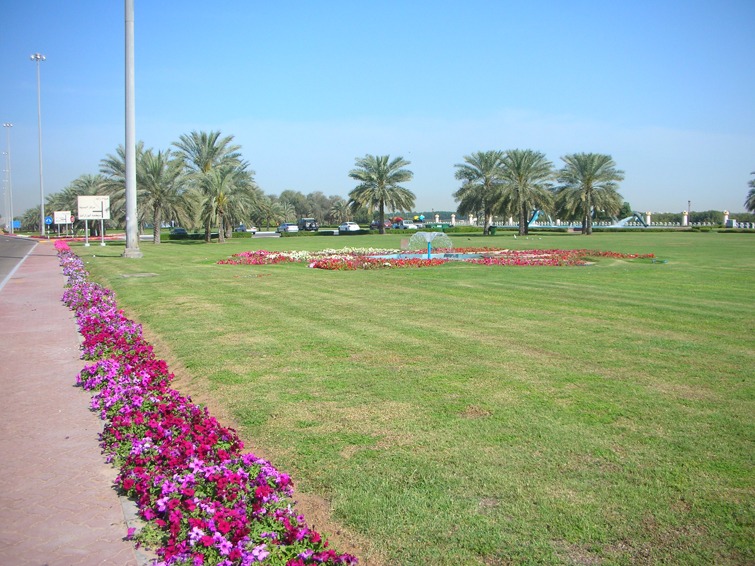 abu_dhabi_corniche_east