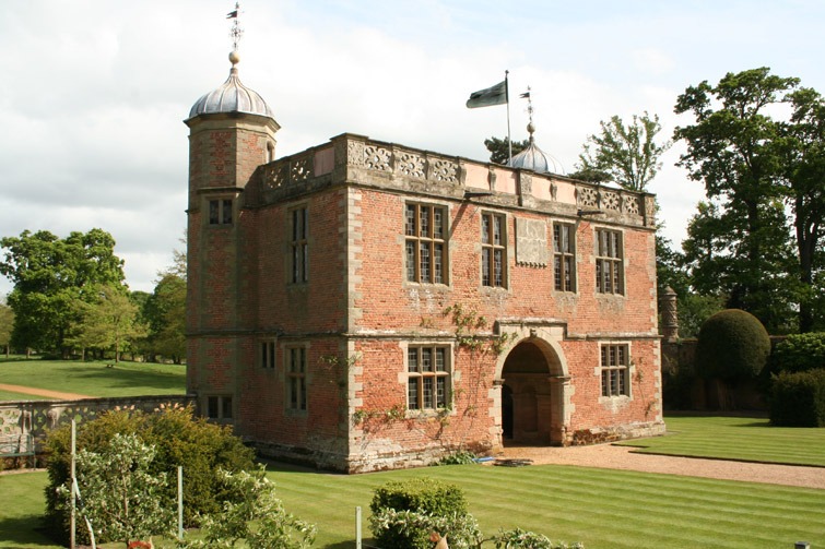 National Trust Flag flies at Charlcote