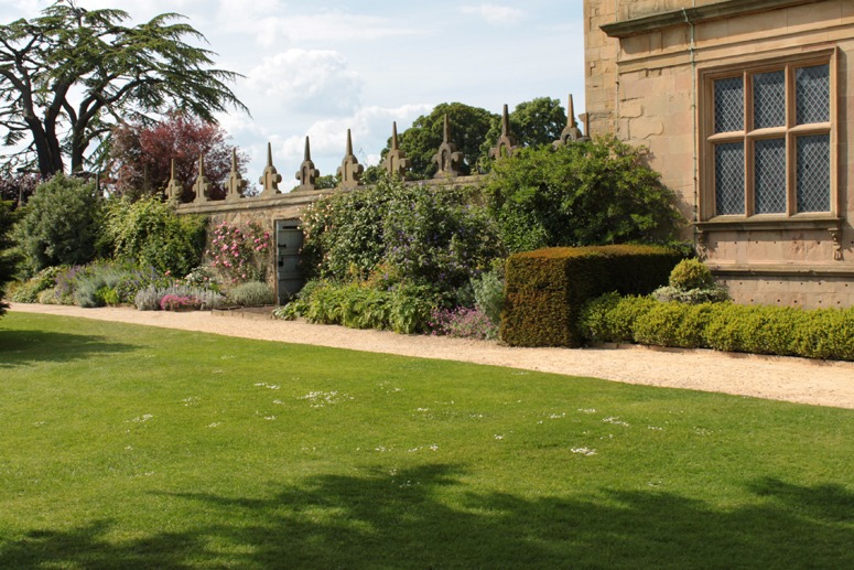 A 'Sissinghurst Border' at Hardwick Hall, built 1590-7 and famous for being little changed