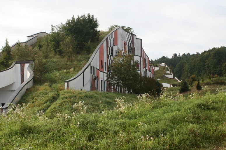 Hundertwasser's design for Spa Blumeau increases the urban area while allowing a vegetated landscape to develop