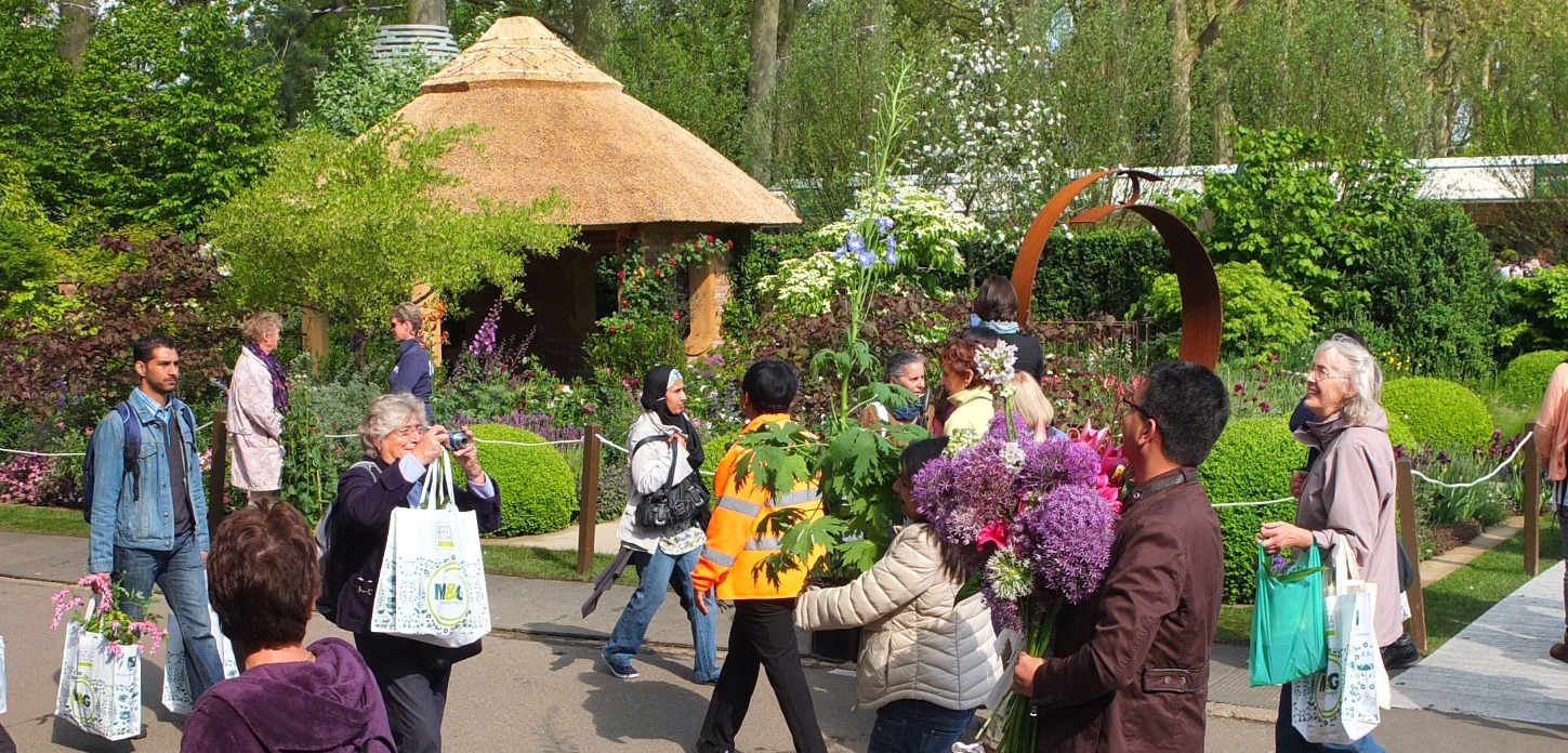 chelsea flower show, sissinghurst, wisley and tatton park garden
