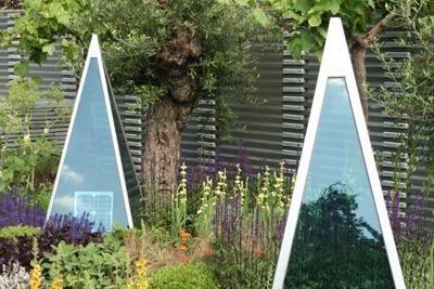 Marshalls' Sustainability Garden - designer Roger Smith of Scenic Blue Design Team